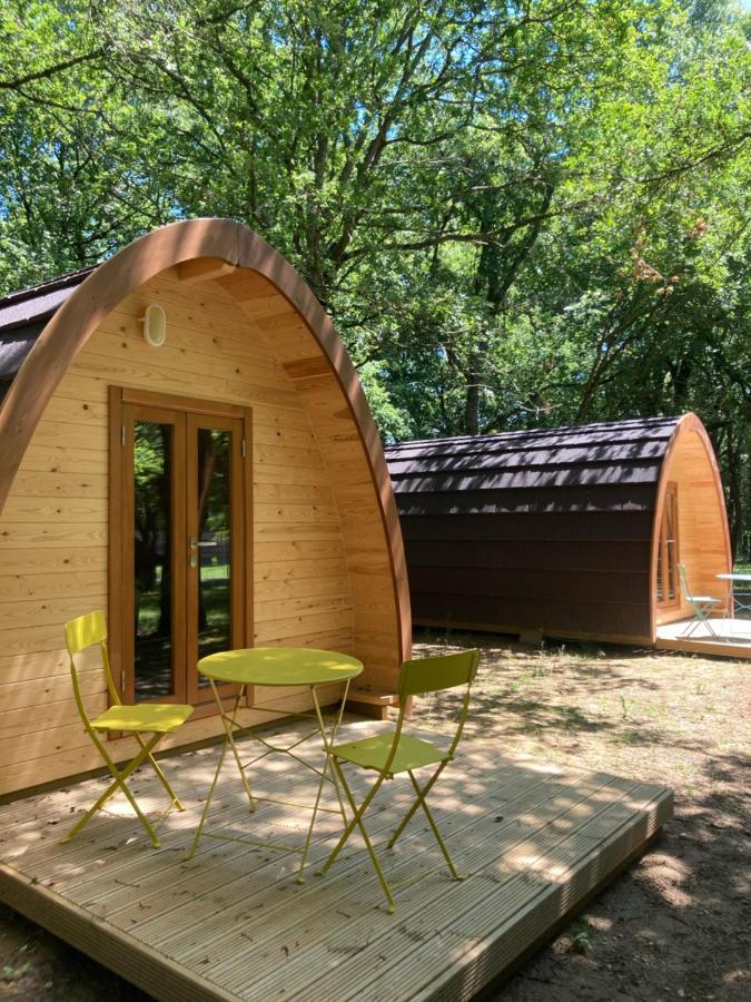 Camping Vila De Sarria Ngoại thất bức ảnh