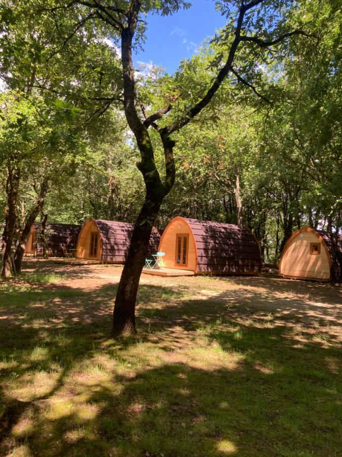 Camping Vila De Sarria Ngoại thất bức ảnh