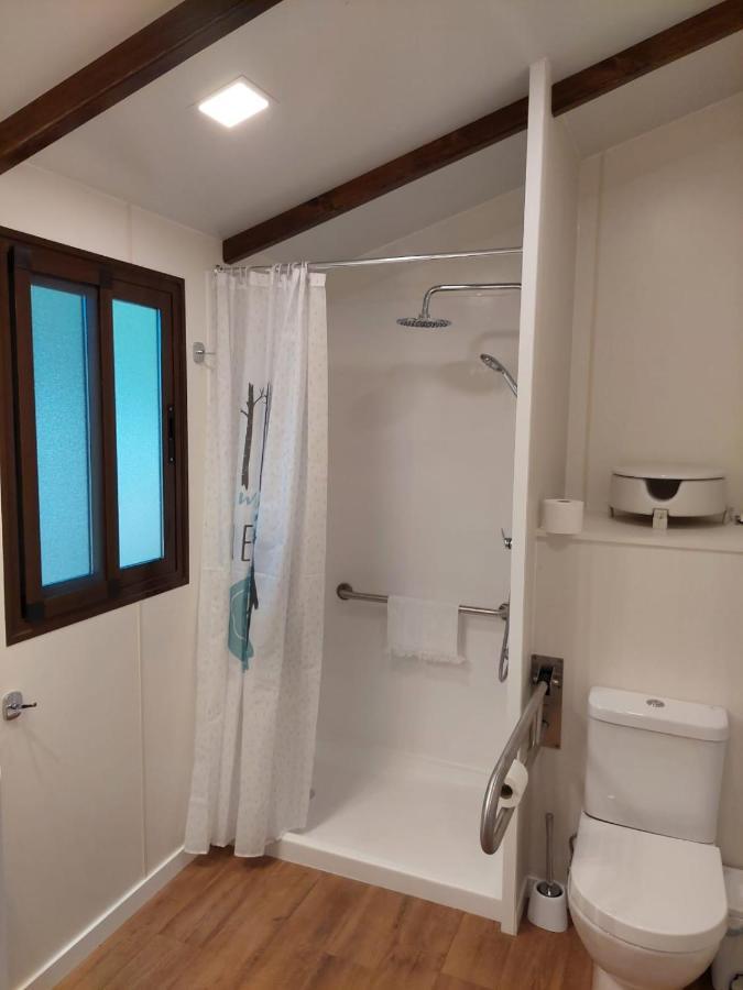 Camping Vila De Sarria Ngoại thất bức ảnh