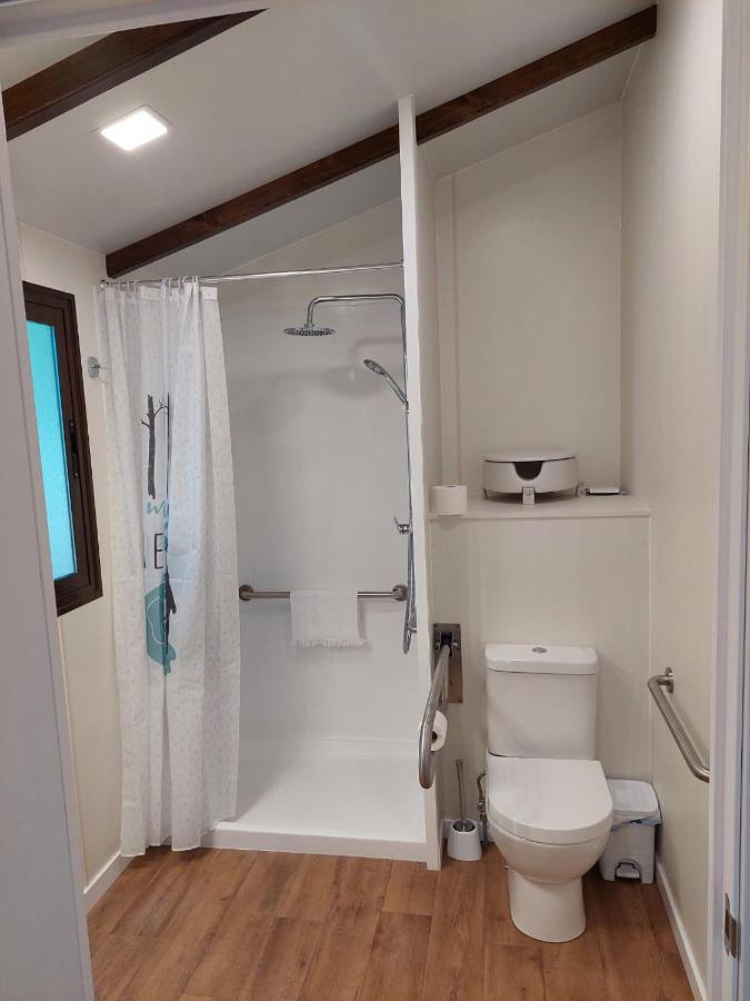 Camping Vila De Sarria Ngoại thất bức ảnh