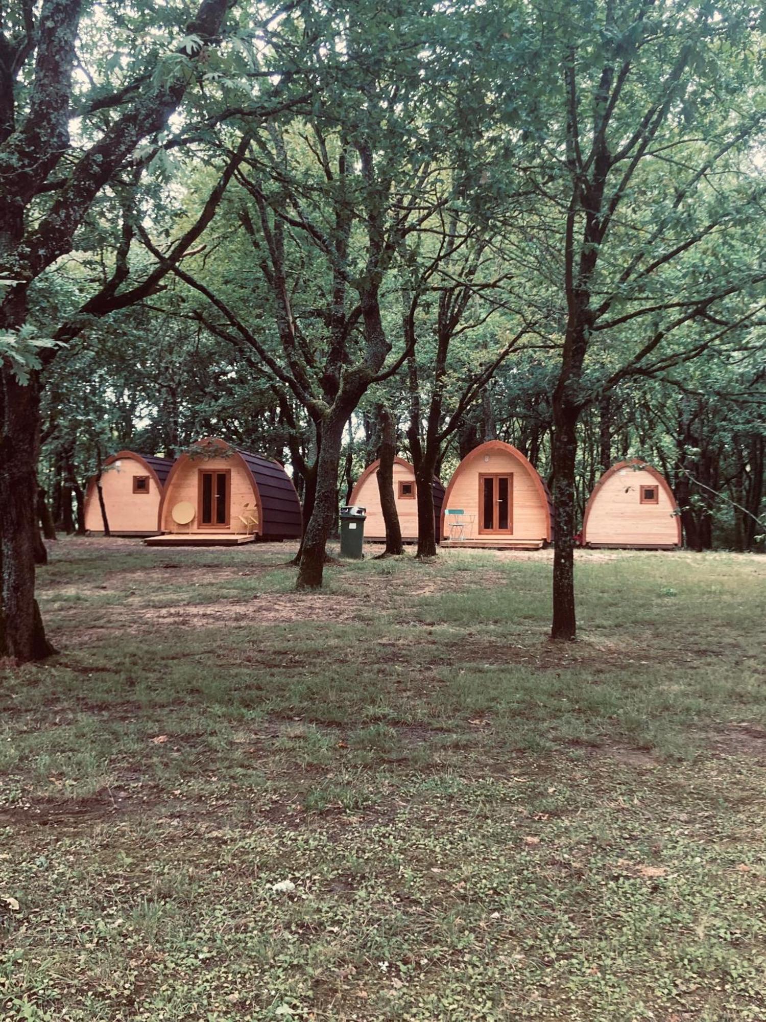 Camping Vila De Sarria Phòng bức ảnh